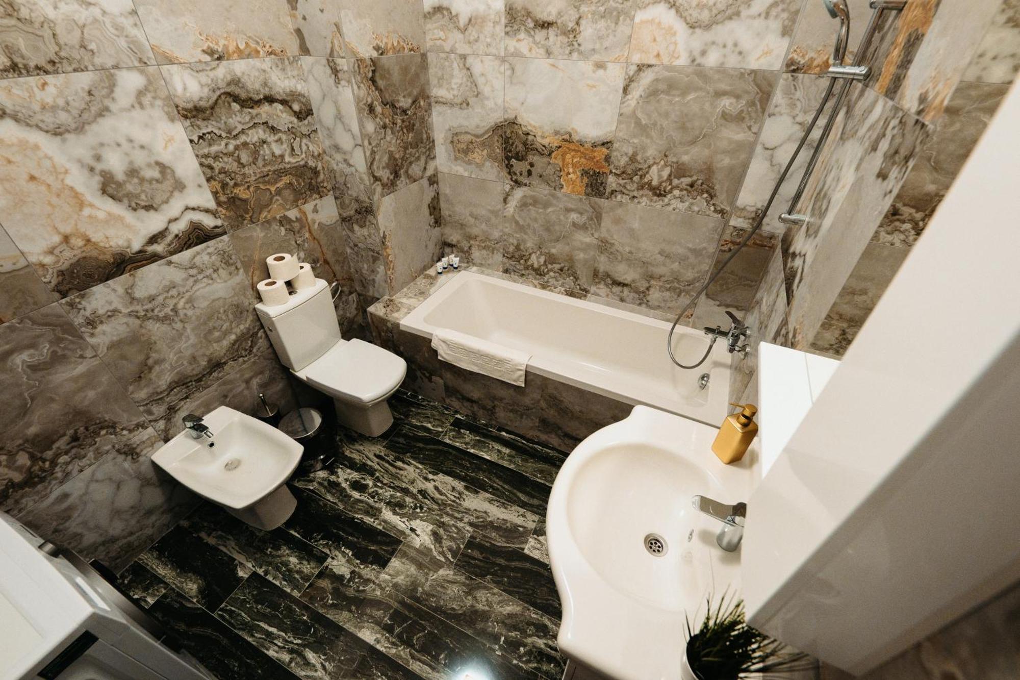 Luxury Cozy Apartments Suceava Extérieur photo