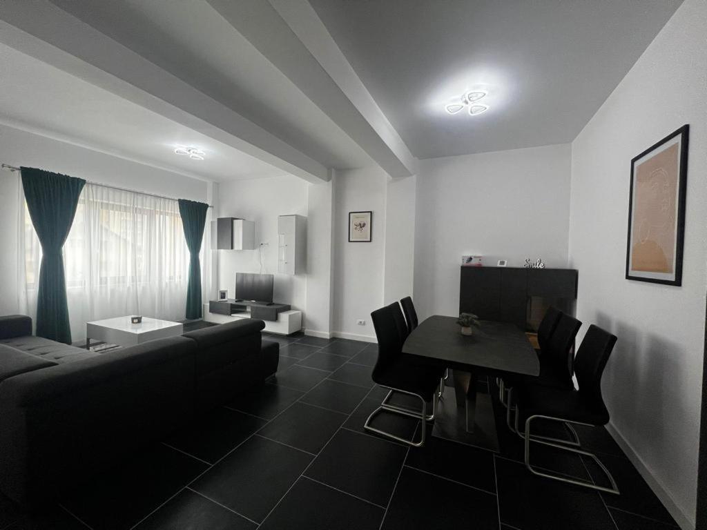 Luxury Cozy Apartments Suceava Extérieur photo